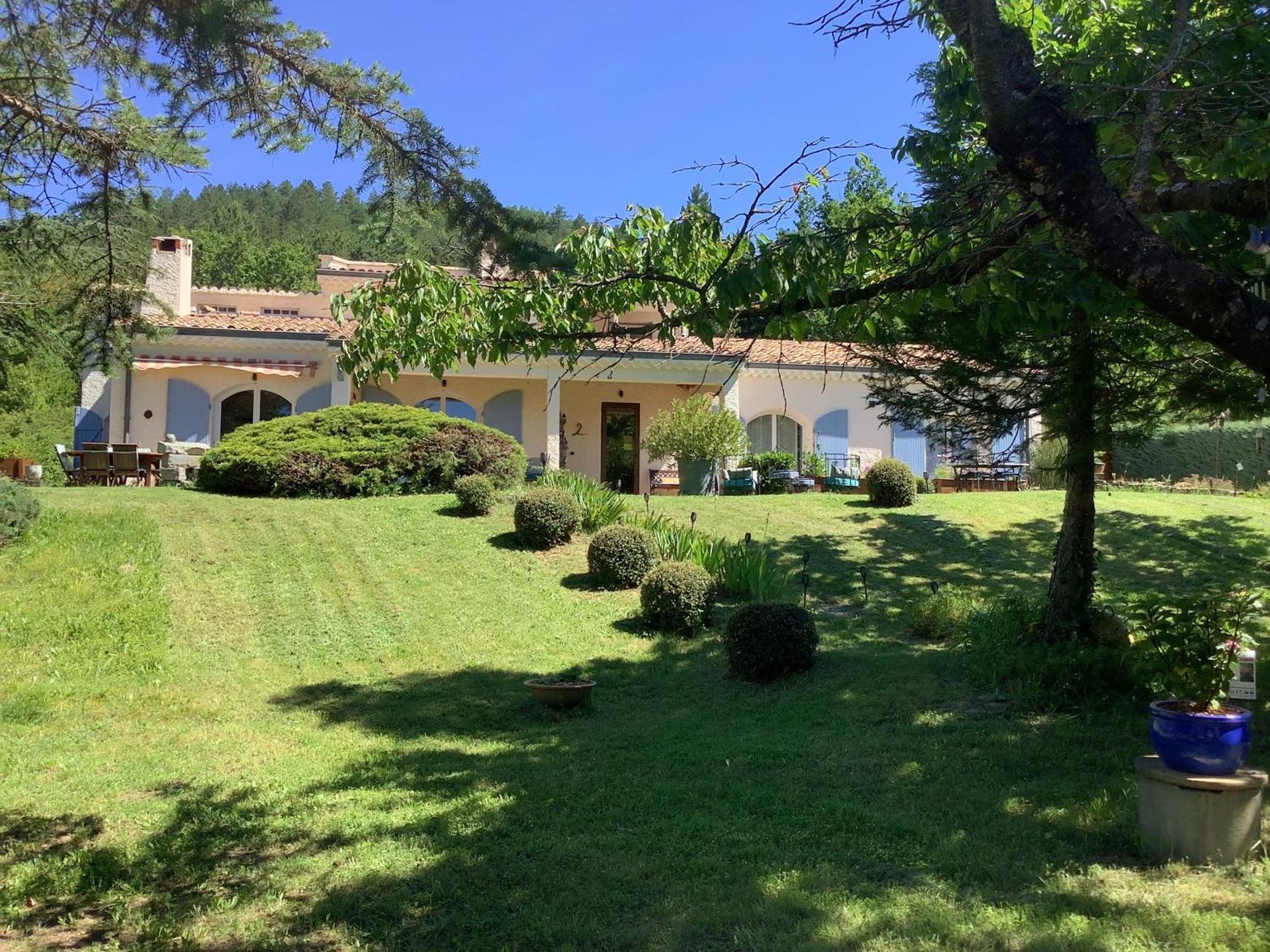 Le Cheval Blanc Bed & Breakfast Serres  Exterior photo