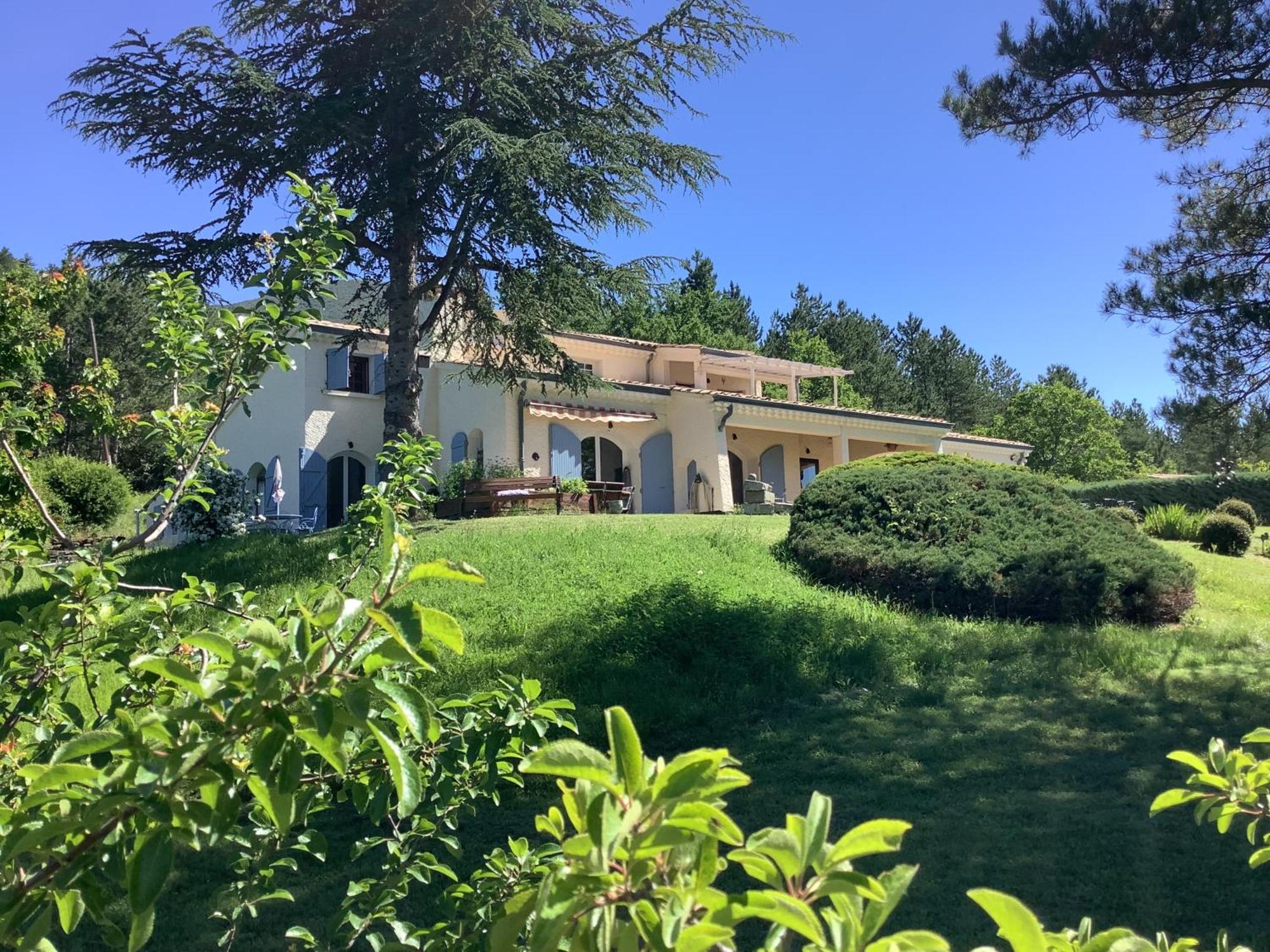 Le Cheval Blanc Bed & Breakfast Serres  Exterior photo